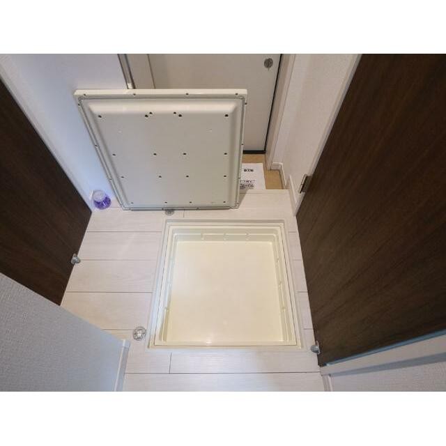 収納 床下収納