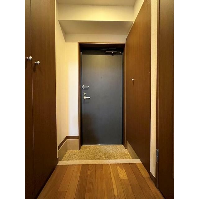 (玄関)