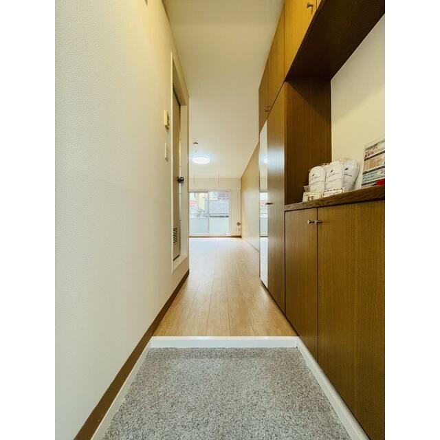 (玄関)