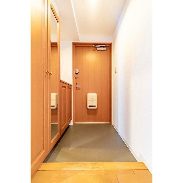 (玄関)