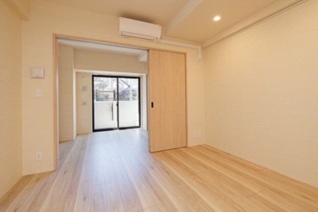 ※写真は同タイプ住戸です。(居間)