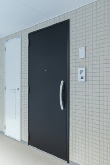 ※写真は同タイプ住戸です。(玄関)