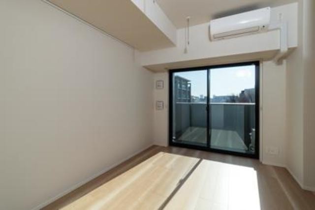 ※写真は同タイプ住戸です。(居間)