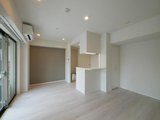 ※写真は同タイプ住戸です。(居間)