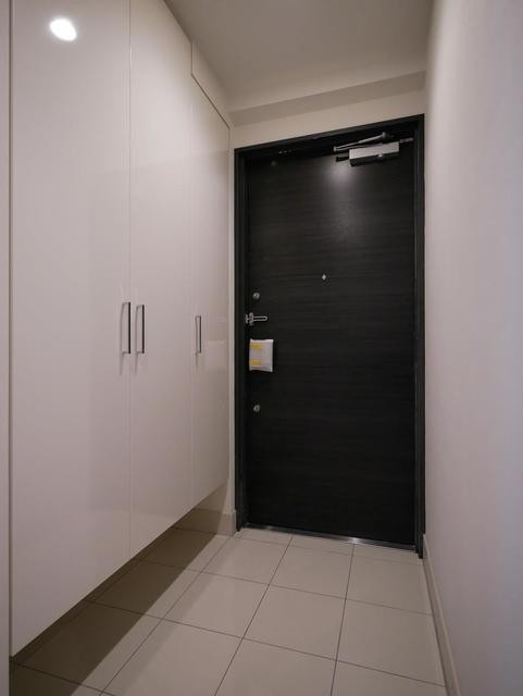 ※写真は同タイプ住戸です。(玄関)