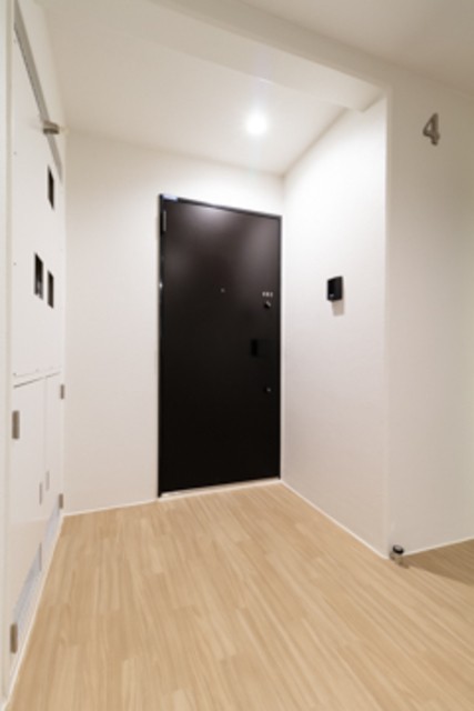 ※写真は同タイプ住戸です。(玄関)