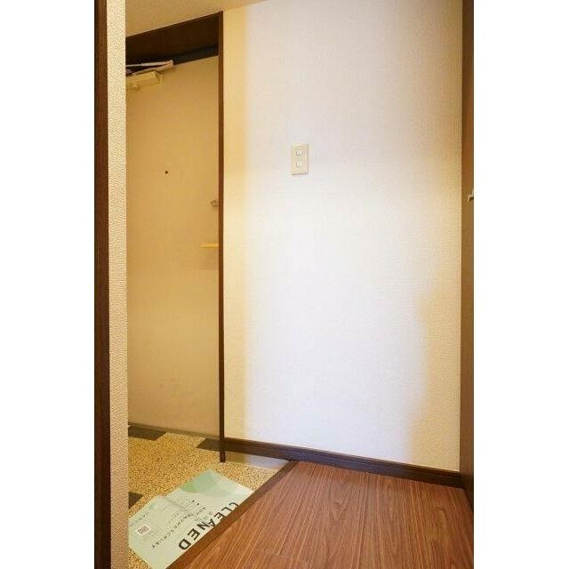 (玄関)