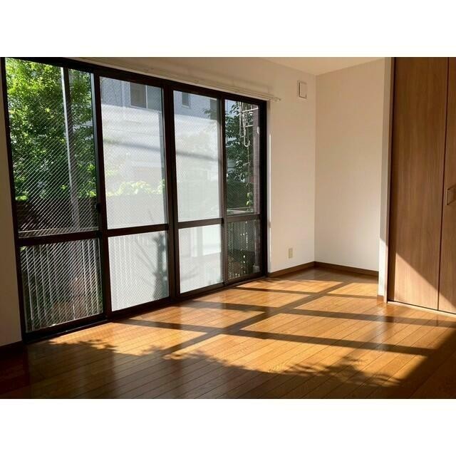 (居間)