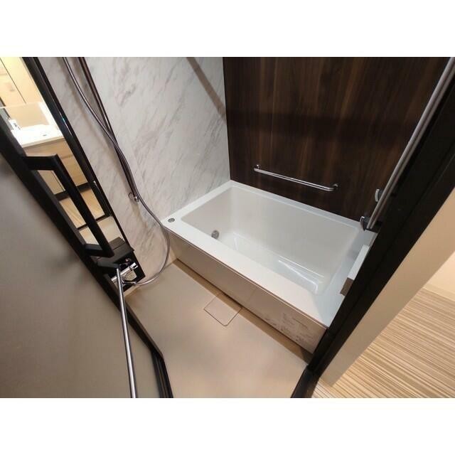 ユニットバス ・追い炊き完備(風呂)