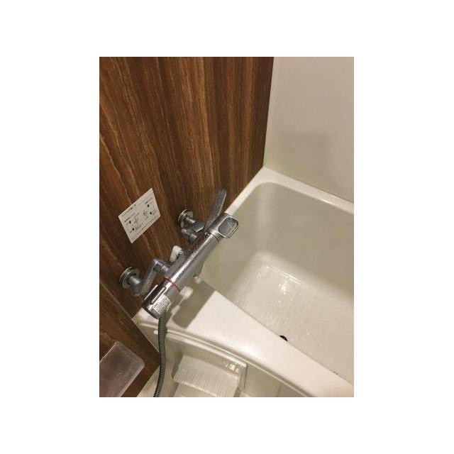 ※前回退去時原状回復前のお写真です(風呂)