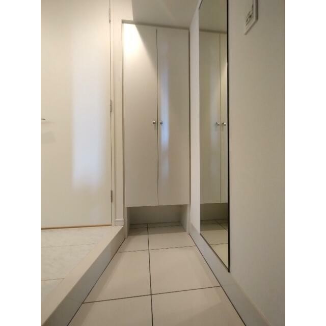 (玄関)