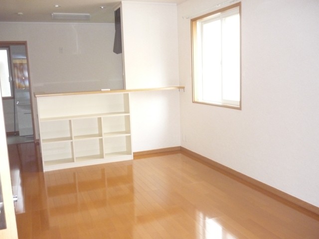 (居間)