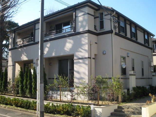 世田谷区成城2丁目 【賃貸居住】テラスハウス