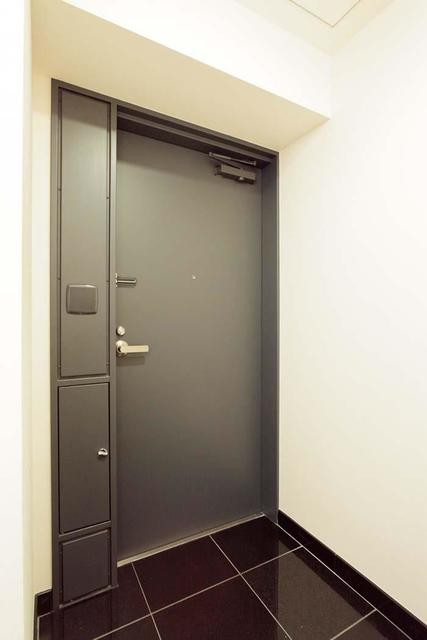 ※写真は同タイプ住戸です。(玄関)