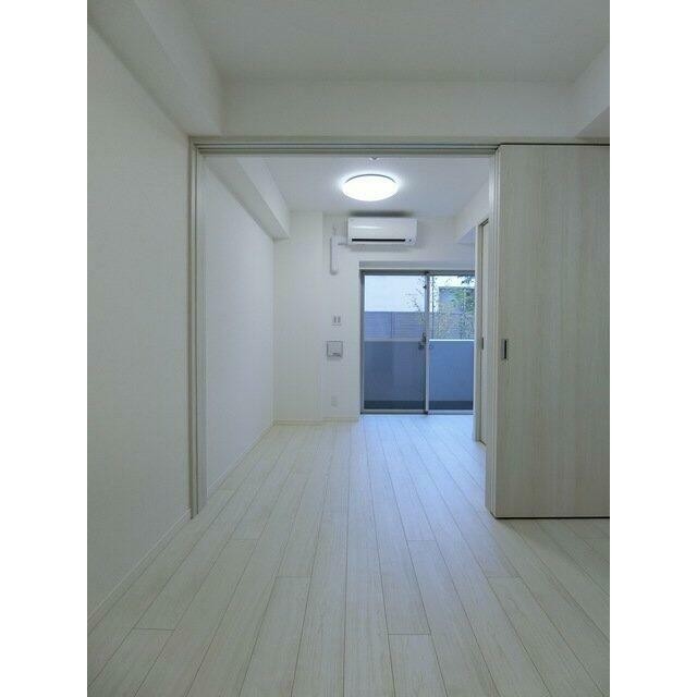 (居間)
