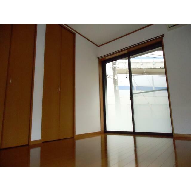 (居間)