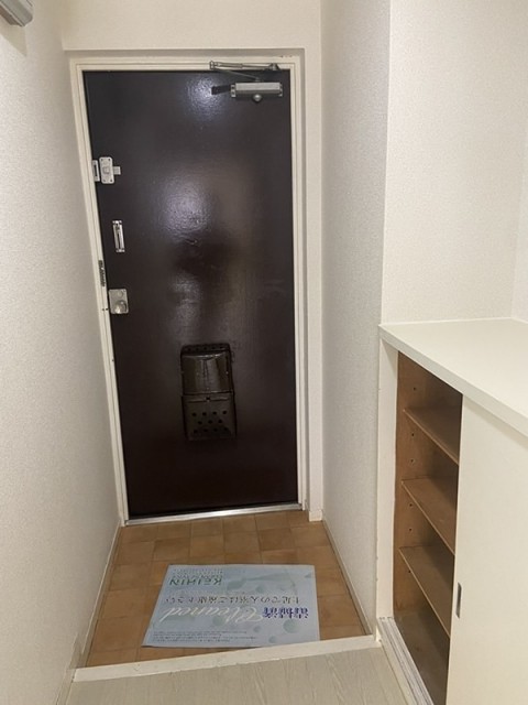 (玄関)
