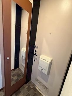 (玄関)
