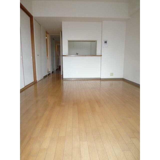 (居間)