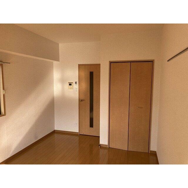 (居間)