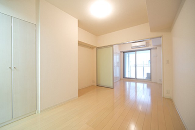 ※写真は同タイプ住戸です。(居間)
