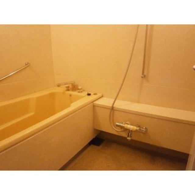 ※写真は同タイプ住戸です。(風呂)