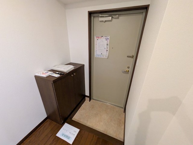 (玄関)