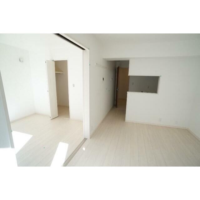 (居間)