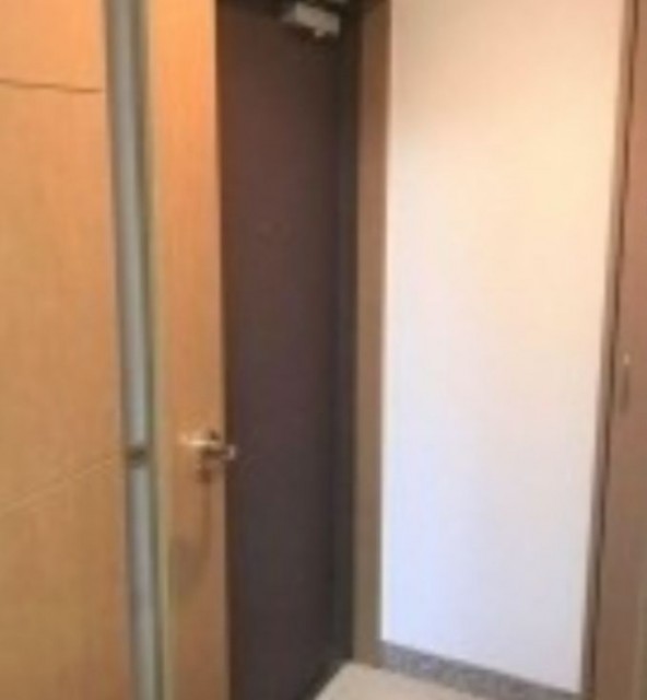 (玄関)