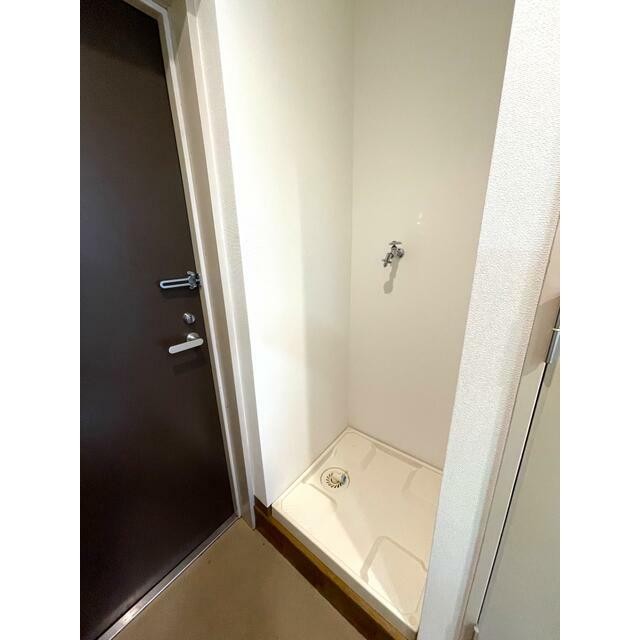 室内に洗濯機置き場を完備◎