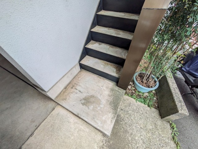 (居間)