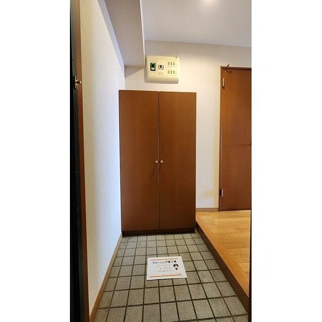 ※同仕様写真(玄関)
