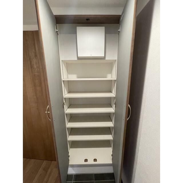 (玄関)