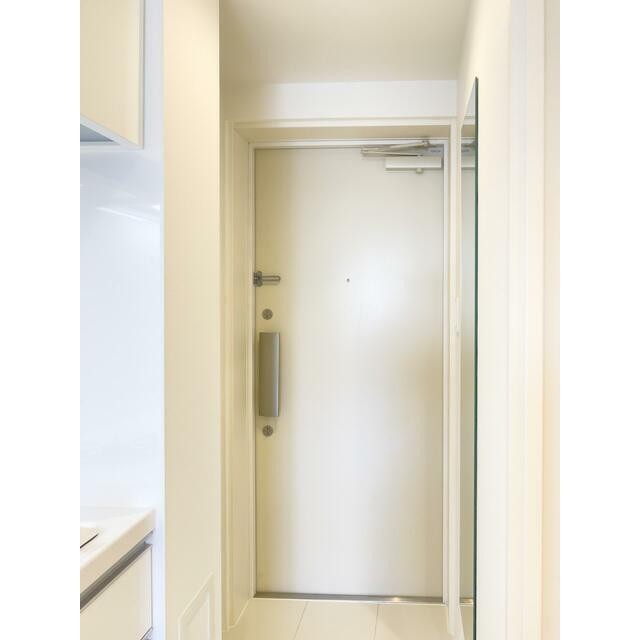 (玄関)