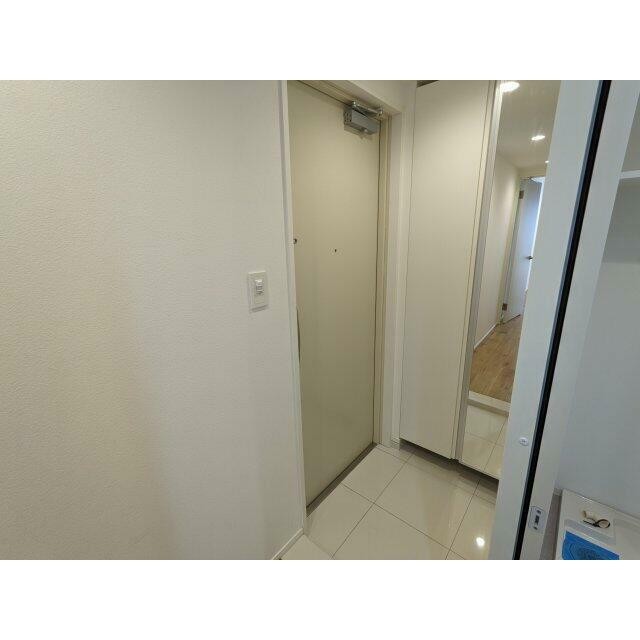 (玄関)