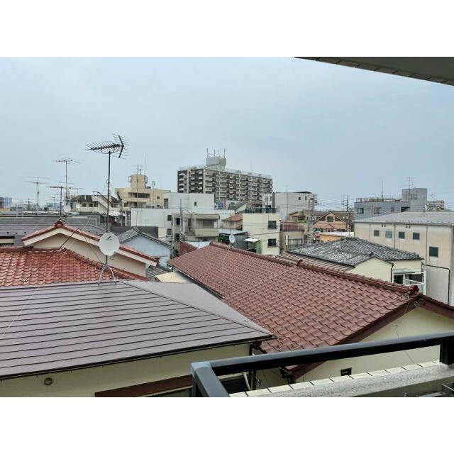 北東向き