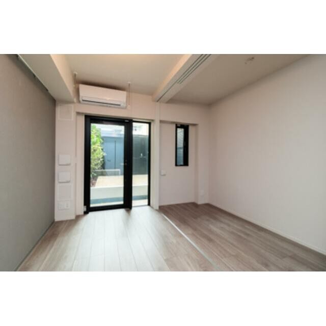 ※写真は同タイプ住戸です。(居間)