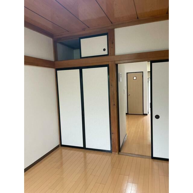 (居間)