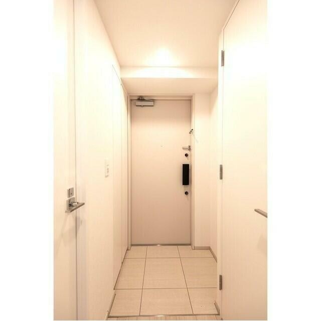 (玄関)