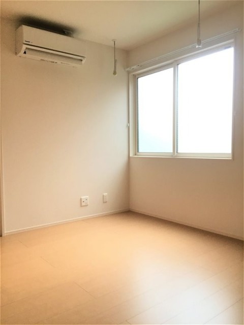 (居間)