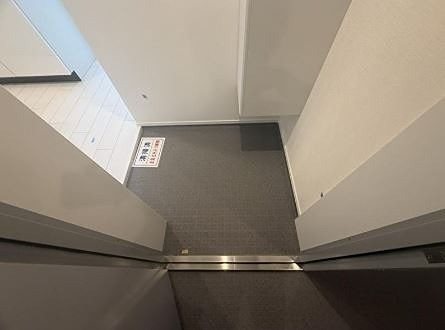 ※同仕様写真(玄関)