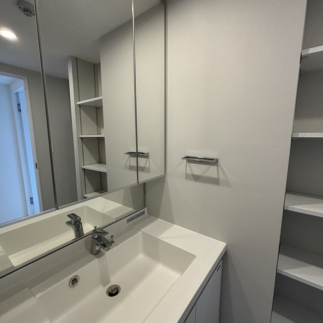 ※写真は同タイプ住戸です。(内装)