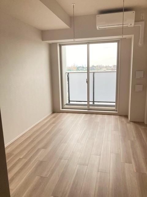 (居間)