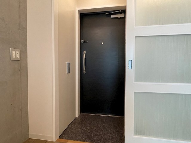 (玄関)