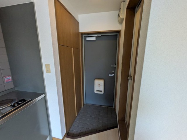 (玄関)