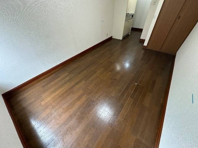 (居間)