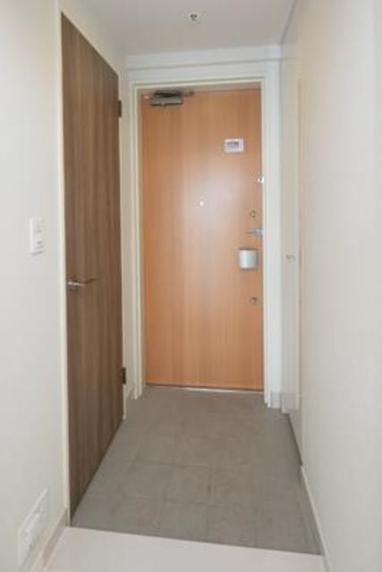 ※写真は同タイプ住戸です。(玄関)