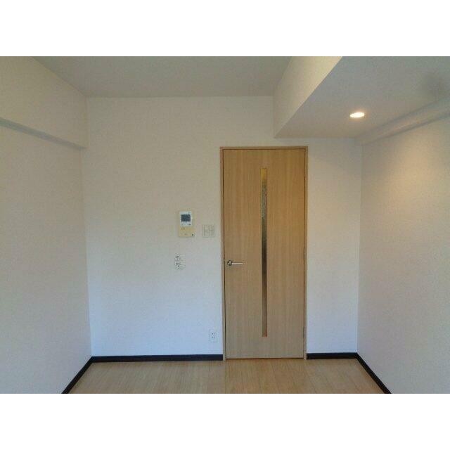 (居間)