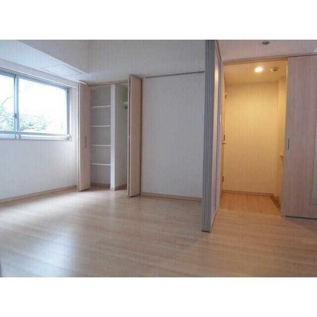 (居間)