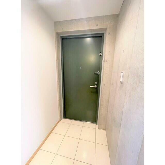 (玄関)